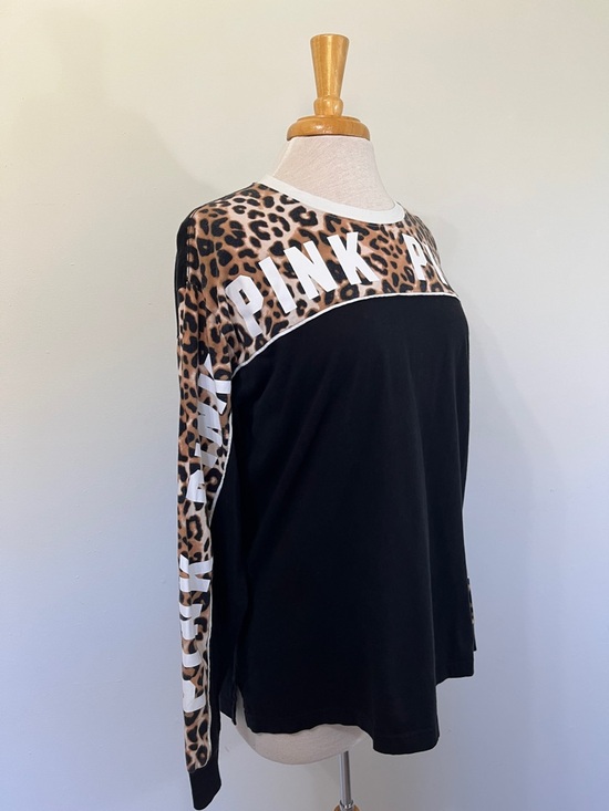 PINK Victoria's Secret Cheetah Print Long Sleeve Shirt Size Large - Picture 4 of 9